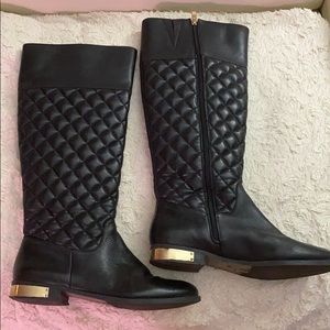 Vince Camino Boots • Sz 10